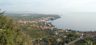 Vista di Santa Tecla dalla Timpa di Acireale